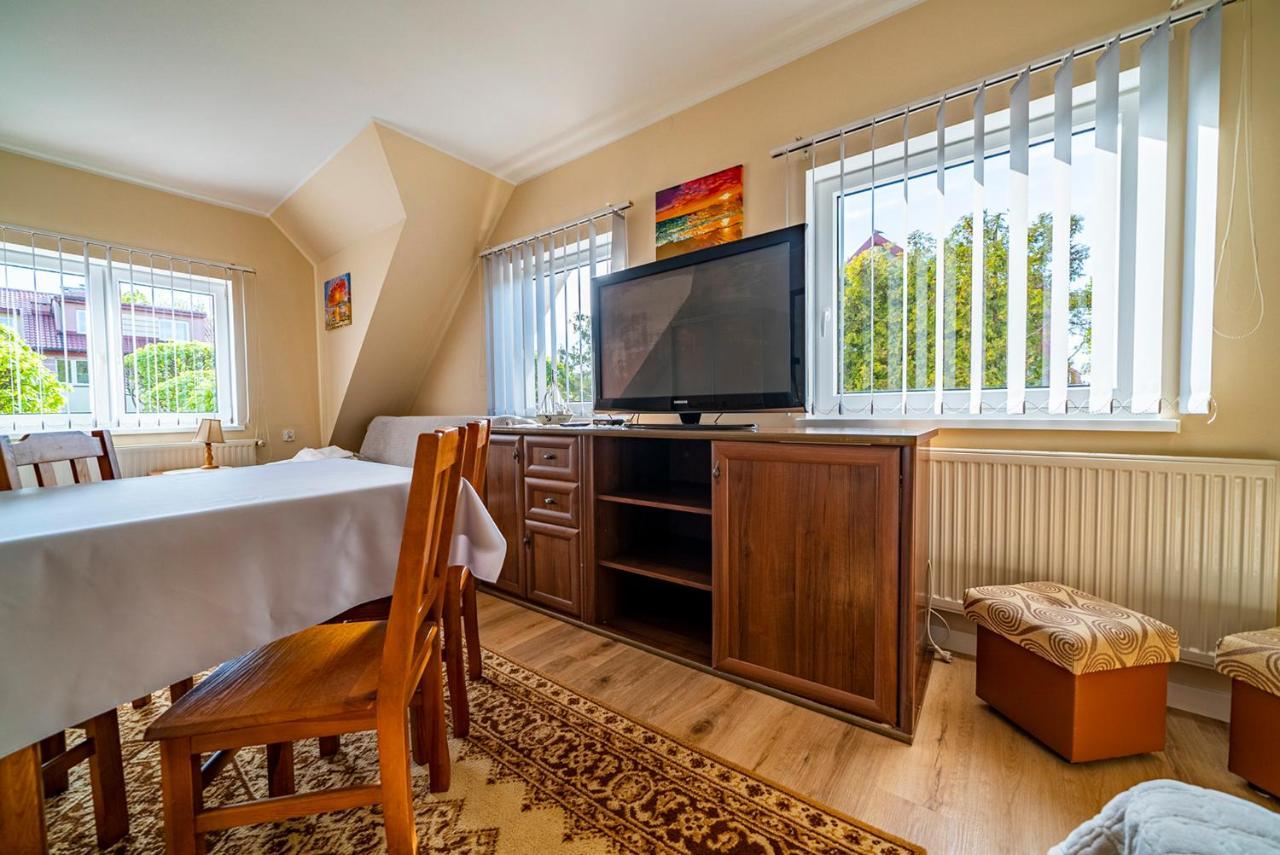 Bronisia Jastarnia Apartment Екстериор снимка